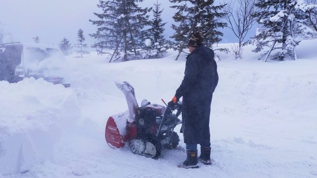 家の周りの雪かき